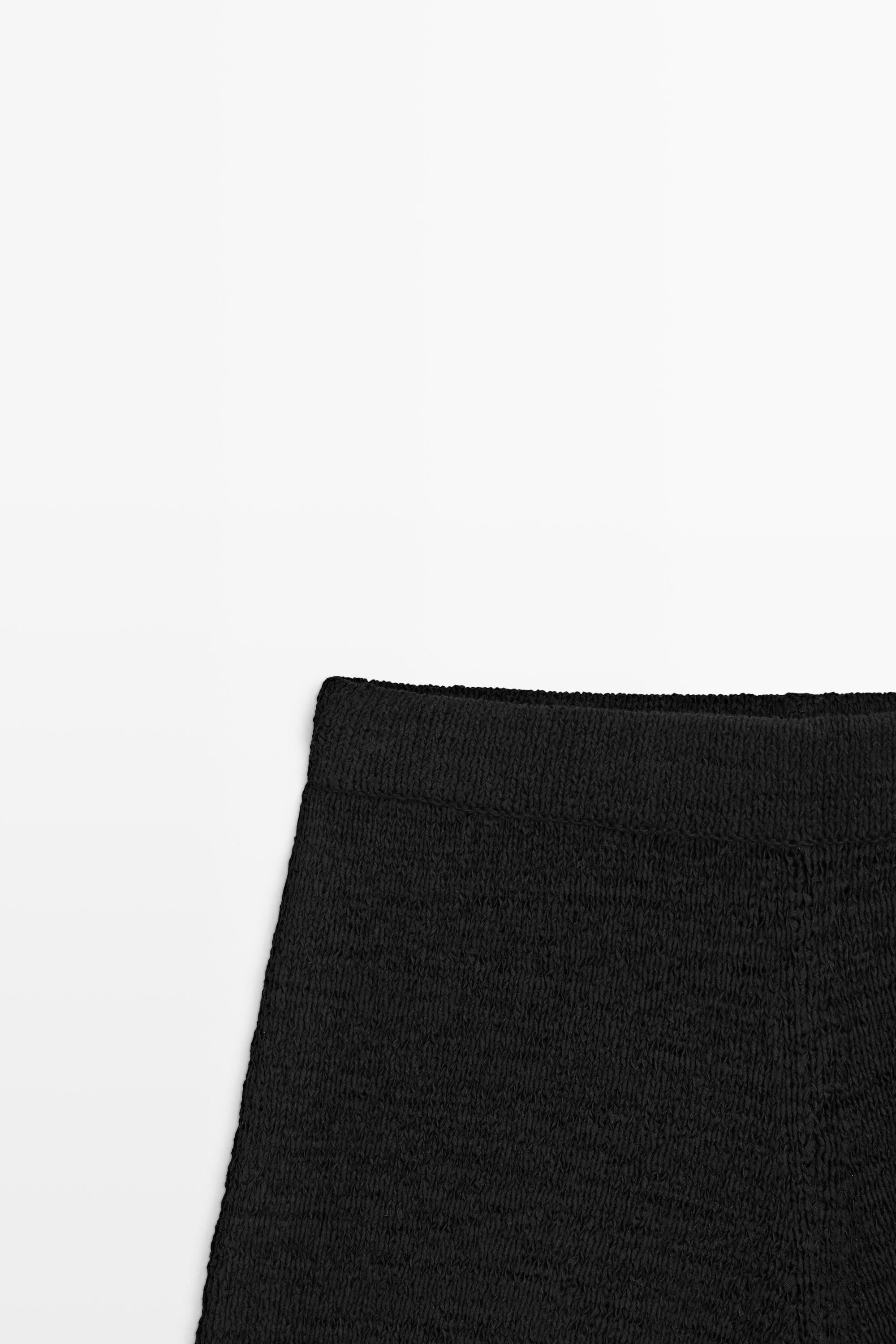 Short en maille texturée